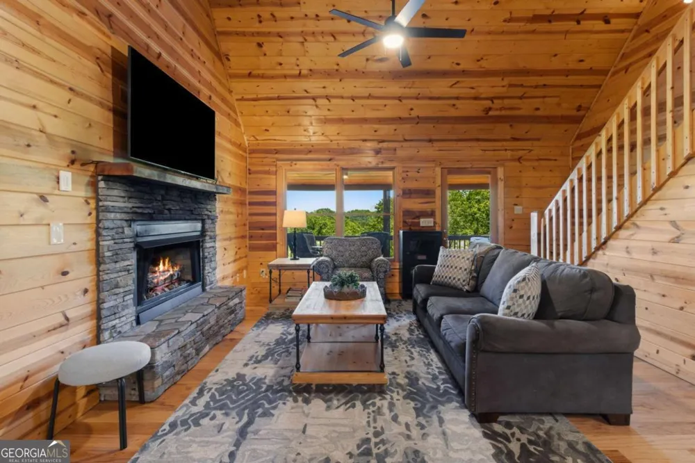 161 Huntington WAY Blue Ridge, GA 30513