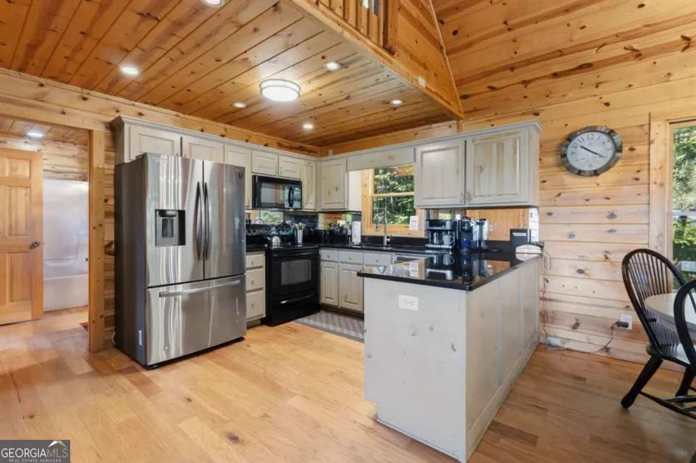 161 Huntington WAY Blue Ridge, GA 30513