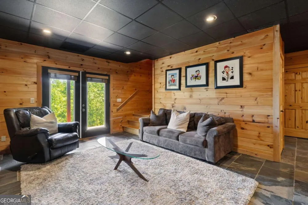 161 Huntington WAY Blue Ridge, GA 30513