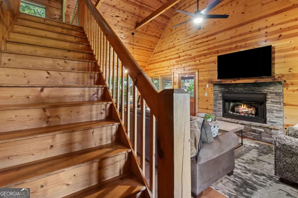 161 Huntington WAY Blue Ridge, GA 30513