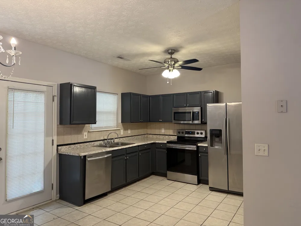 1704 Camden Forrest TRL Riverdale, GA 30296