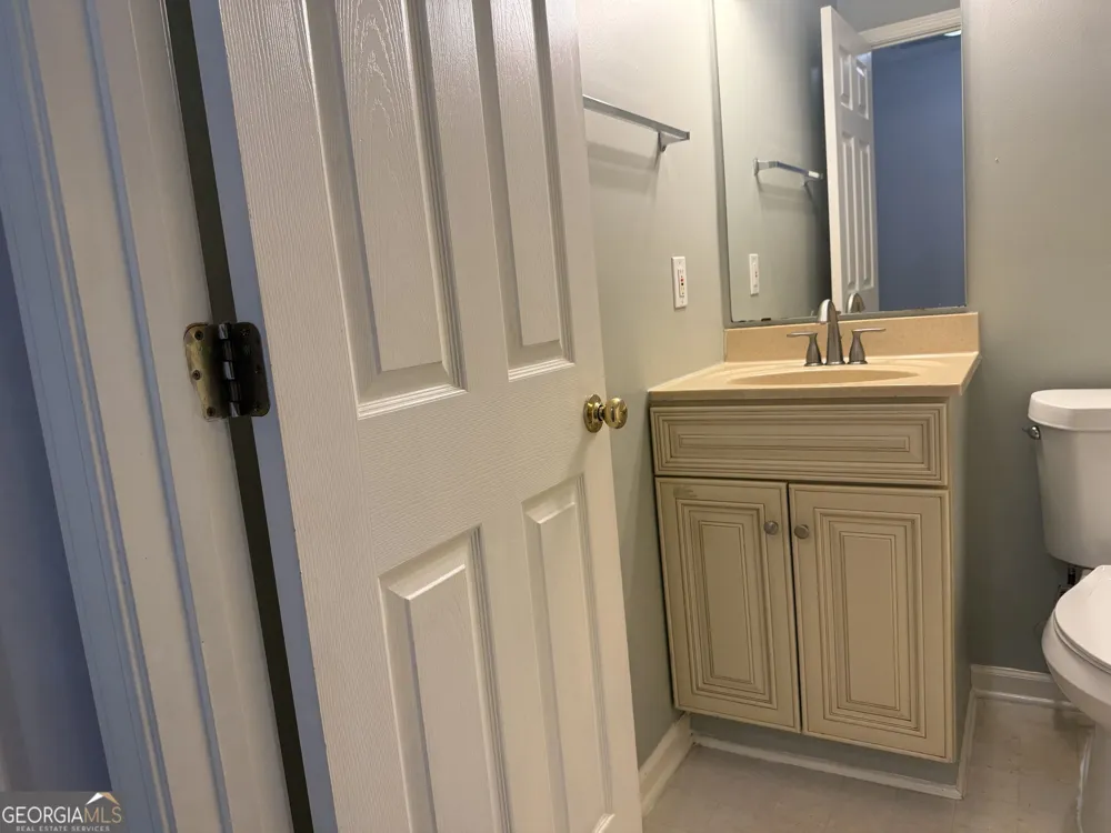 1704 Camden Forrest TRL Riverdale, GA 30296