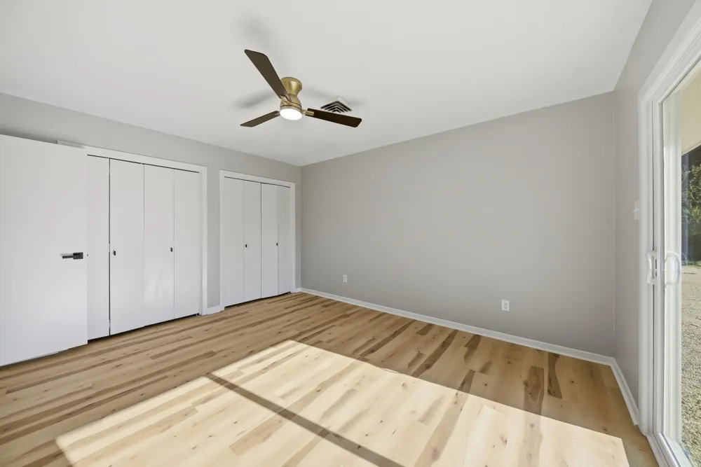 687 Bending Oaks Drive Bellville, TX 77418