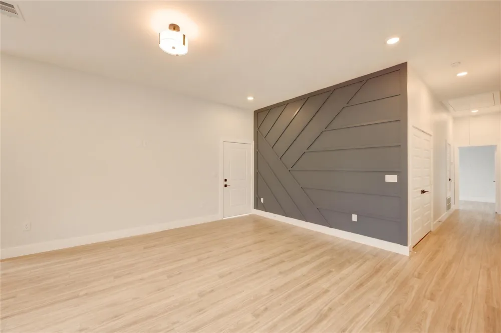811 E 39th Street #B Houston, TX 77022
