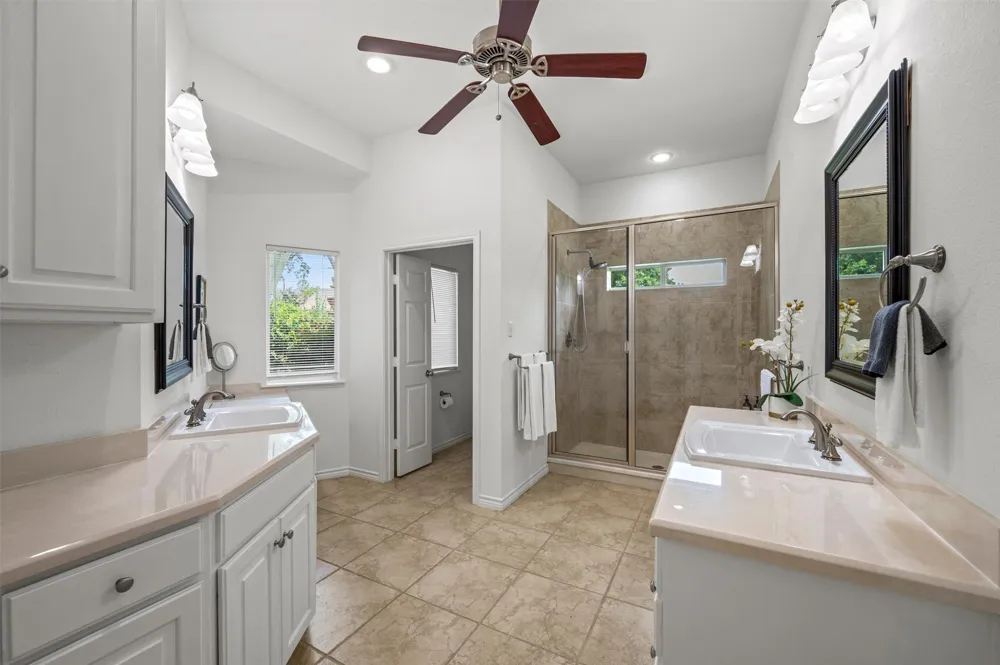 211 Lake Front Drive Mabank, TX 75156