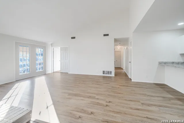 6318 Club Oaks #25 Unit 25 San Antonio, TX 78249