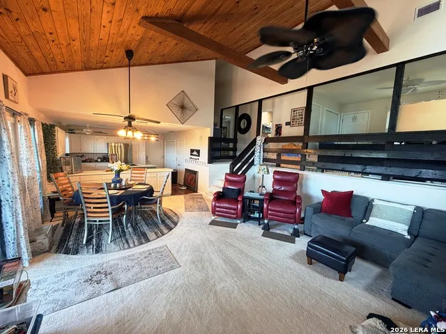 1135 LAKEBREEZE DR Canyon Lake, TX 78133