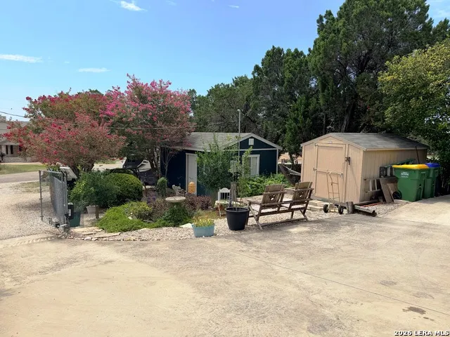 1135 LAKEBREEZE DR Canyon Lake, TX 78133