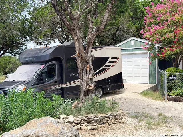 1135 LAKEBREEZE DR Canyon Lake, TX 78133