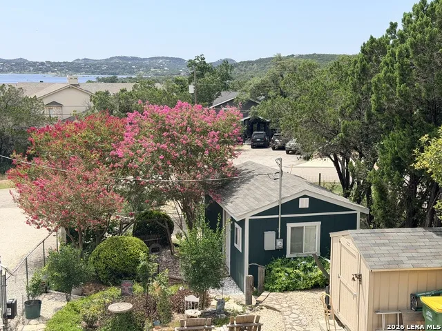 1135 LAKEBREEZE DR Canyon Lake, TX 78133