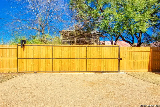 1115 Palmetto San Antonio, TX 78202