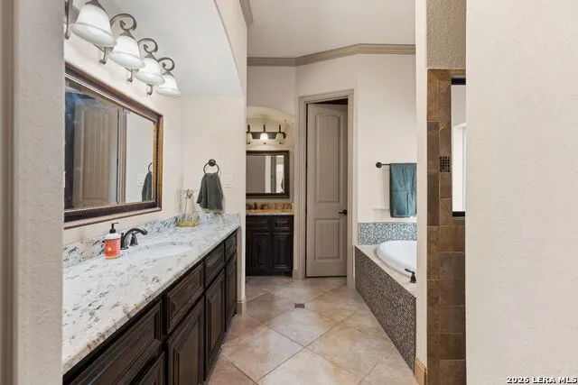 7034 Bella Bluff San Antonio, TX 78256