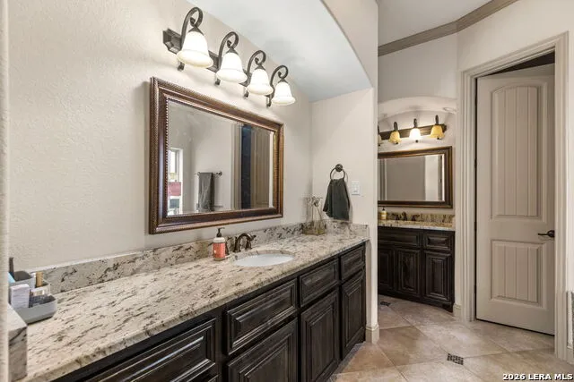 7034 Bella Bluff San Antonio, TX 78256