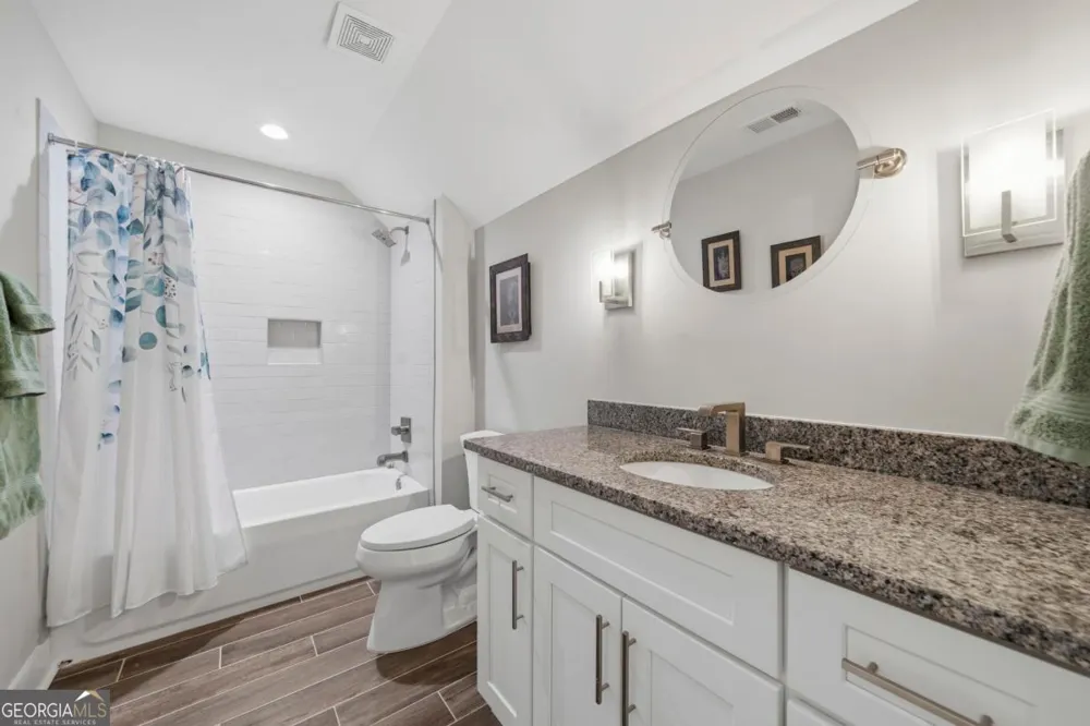 1781 Osprey Poynte Greensboro, GA 30642