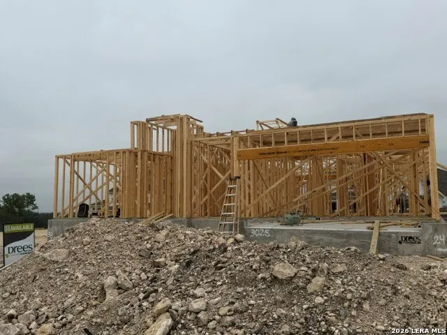 3025 Wild Skies San Antonio, TX 78245
