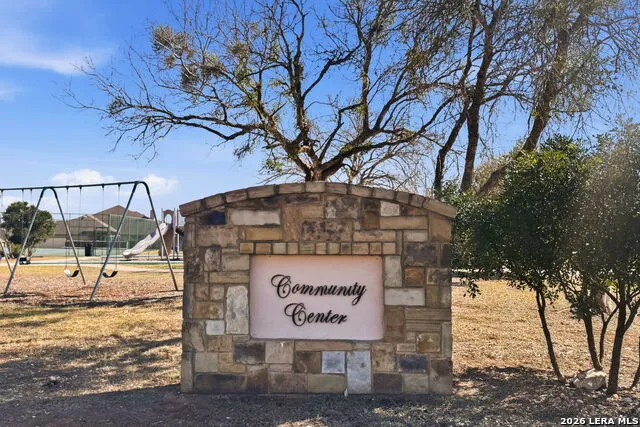 3208 Jasons Way Marion, TX 78124