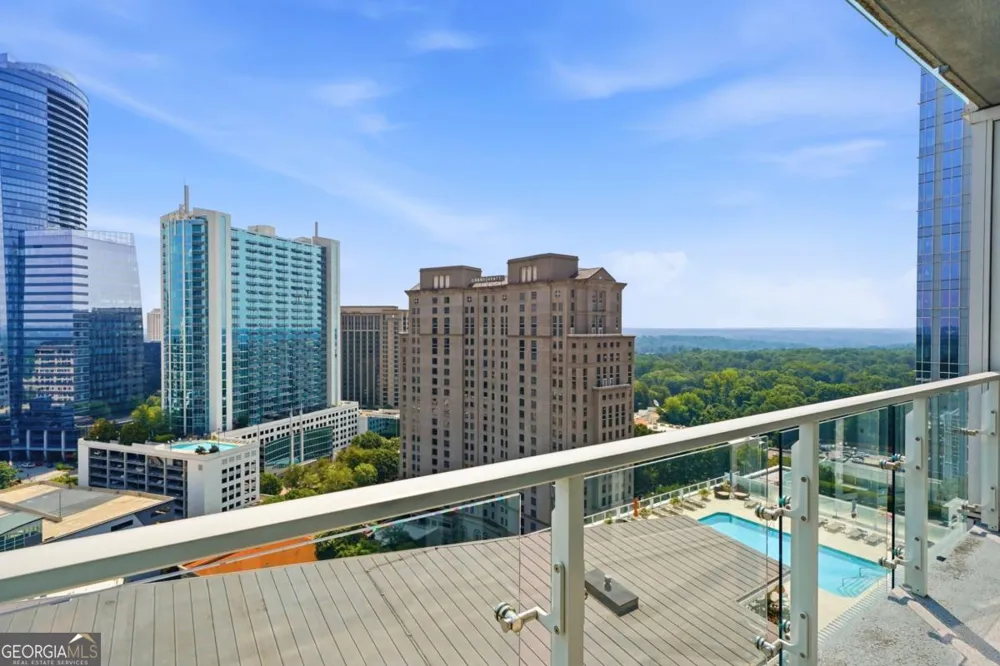 3325 Piedmont RD NE Atlanta, GA 30305