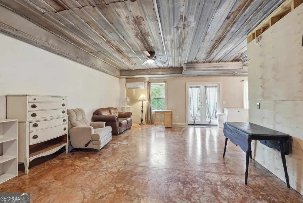 60 Cady LN Cleveland, GA 30528