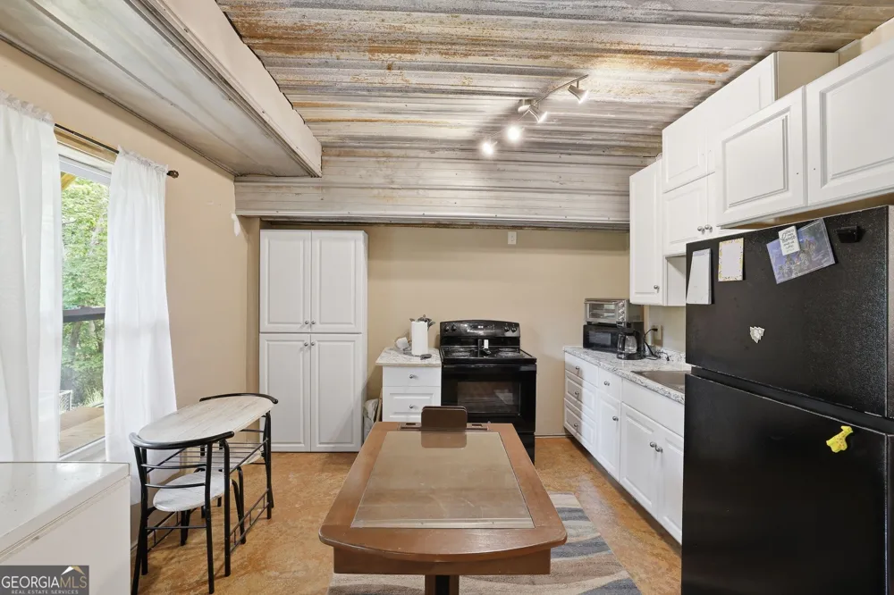 60 Cady LN Cleveland, GA 30528