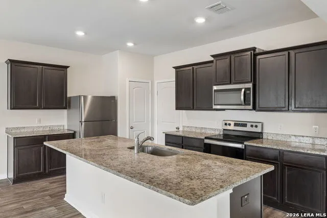 3038 CITRON GDN Converse, TX 78109
