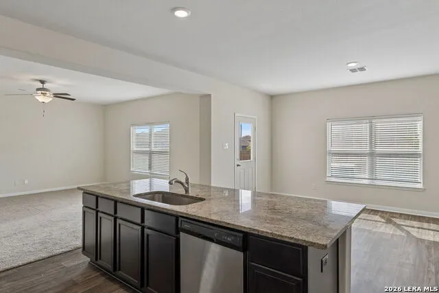 3038 CITRON GDN Converse, TX 78109