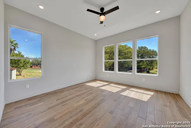 105 River Bluff Castroville, TX 78009