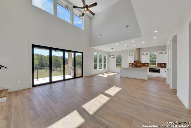 105 River Bluff Castroville, TX 78009
