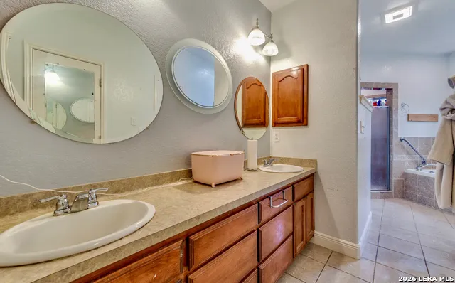 5980 Smith Von Ormy, TX 78073