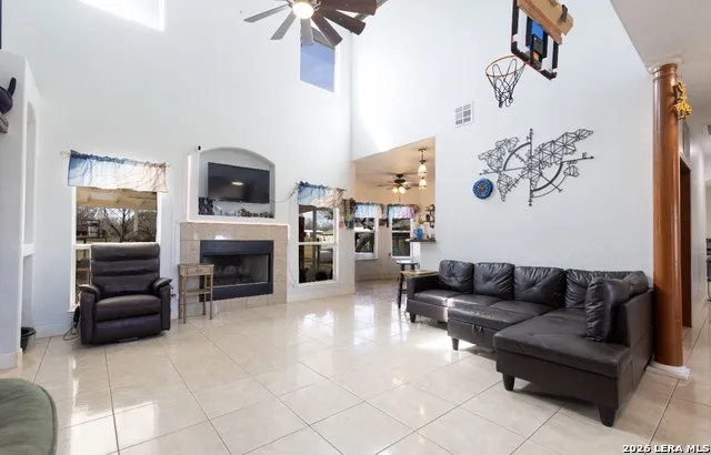 5980 Smith Von Ormy, TX 78073