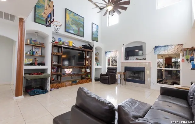 5980 Smith Von Ormy, TX 78073