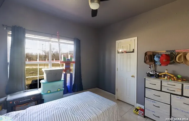 5980 Smith Von Ormy, TX 78073