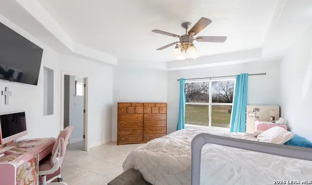 5980 Smith Von Ormy, TX 78073