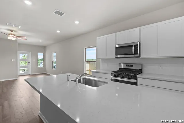 5120 Park Cape Schertz, TX 78124
