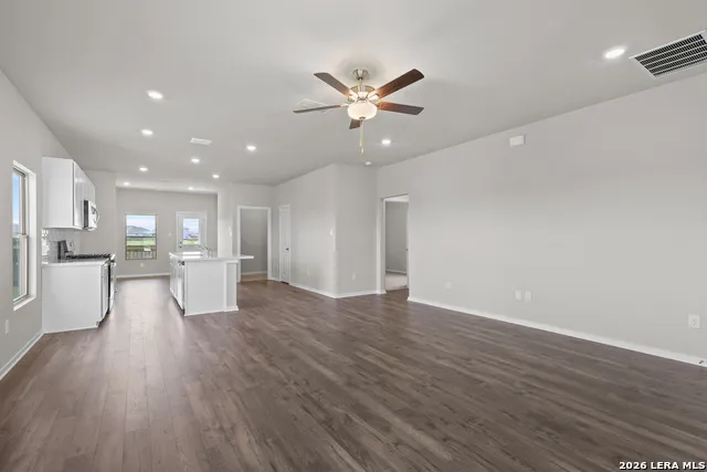 5120 Park Cape Schertz, TX 78124