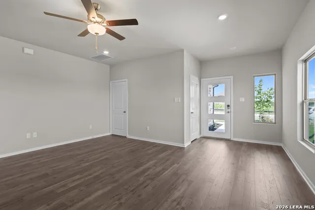 5120 Park Cape Schertz, TX 78124
