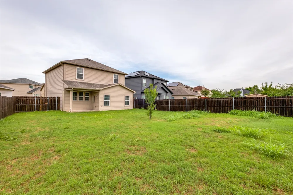 4662 Ralph Lane Dallas, TX 75227