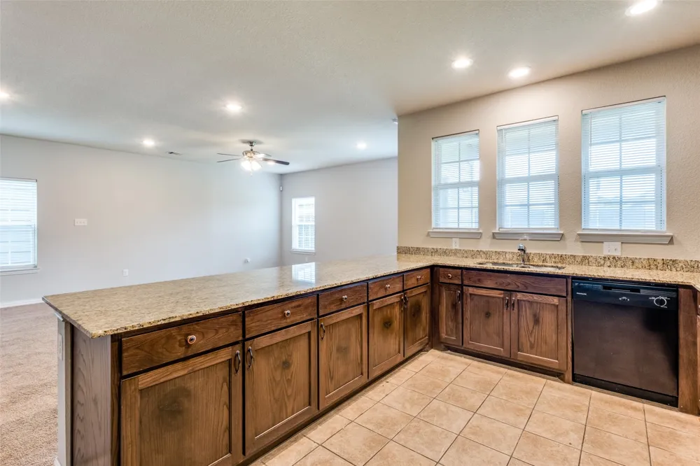 4662 Ralph Lane Dallas, TX 75227