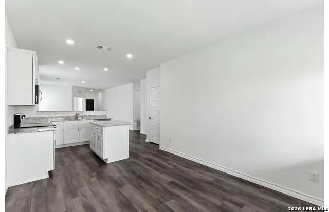 5167 Bay Breeze San Antonio, TX 78245