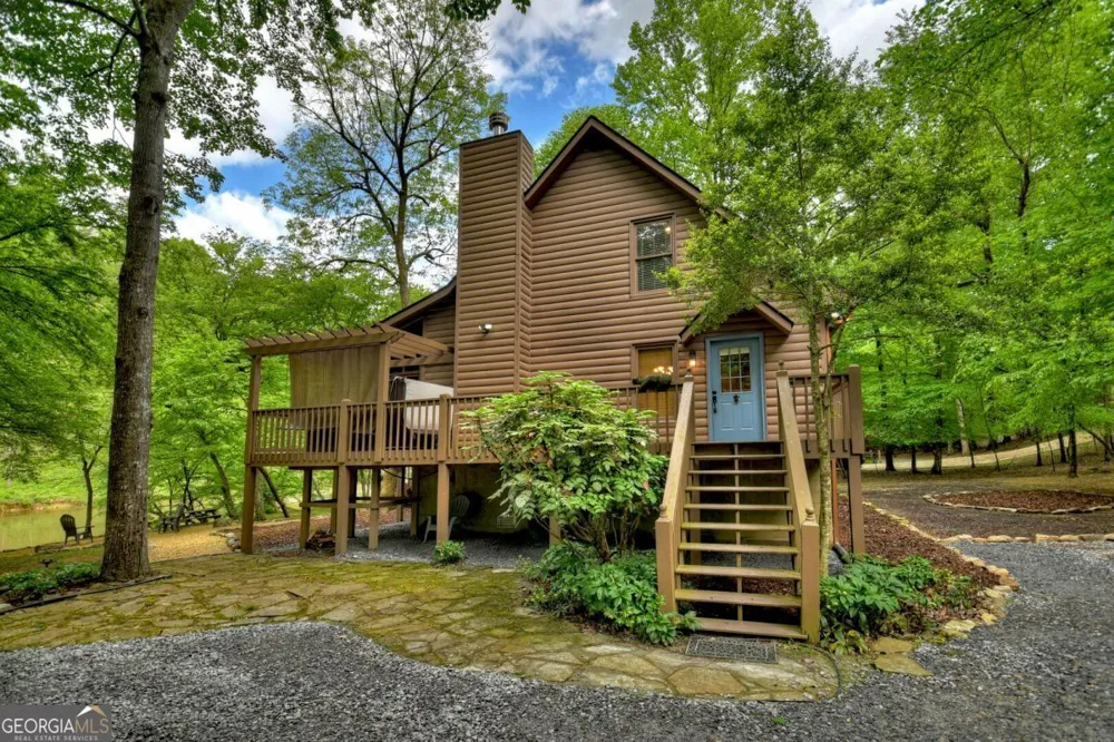 133 Muller LN Ellijay, GA 30540