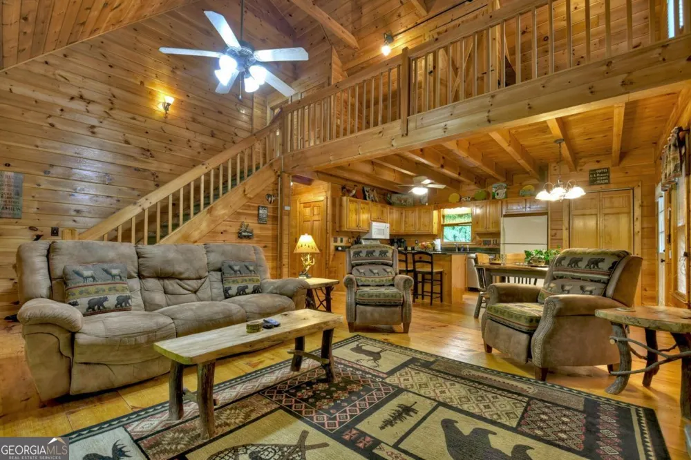 133 Muller LN Ellijay, GA 30540