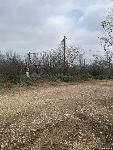 3938 Fm 117 Uvalde, TX 78801