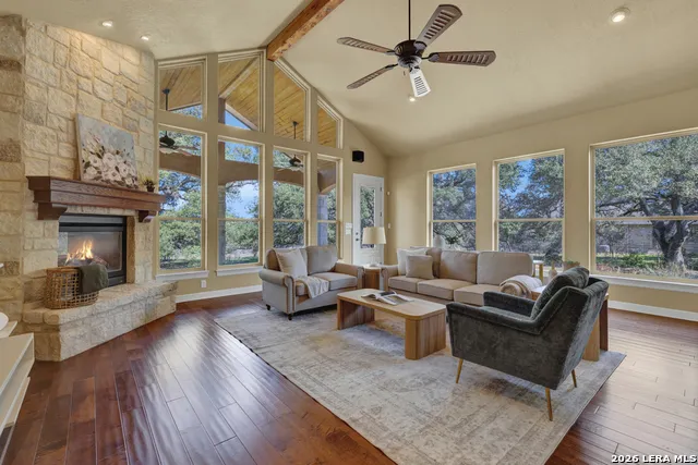7607 Sky Loop San Antonio, TX 78266