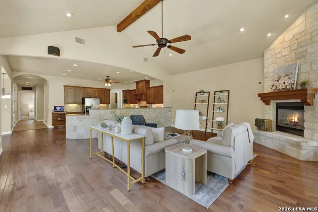 7607 Sky Loop San Antonio, TX 78266