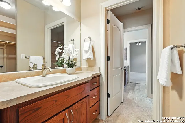 7607 Sky Loop San Antonio, TX 78266