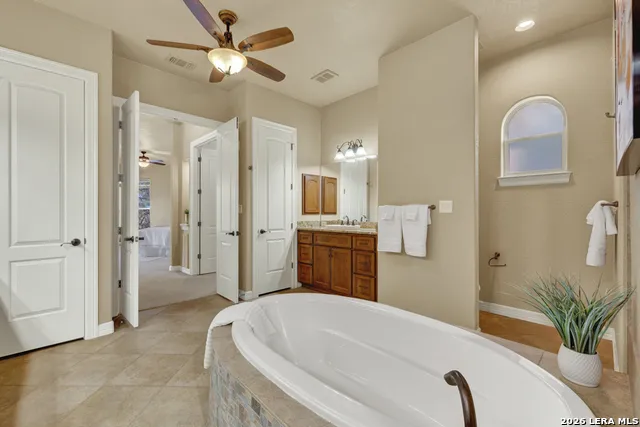 7607 Sky Loop San Antonio, TX 78266