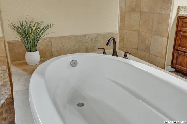 7607 Sky Loop San Antonio, TX 78266