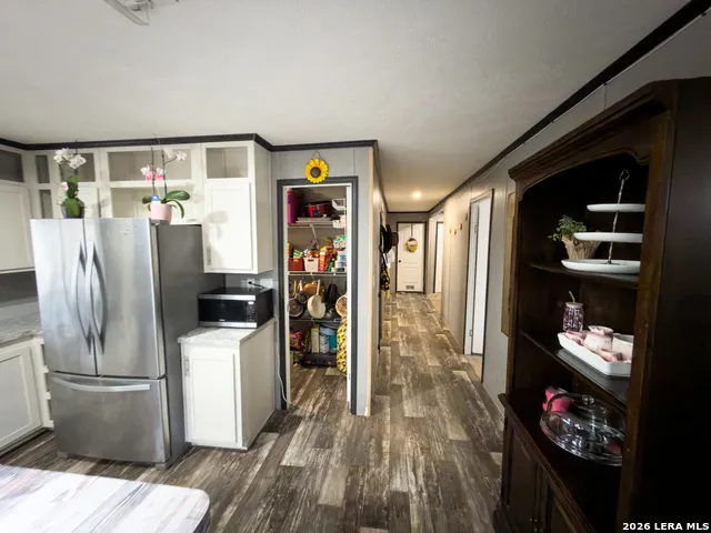 114 4th Natalia, TX 78059