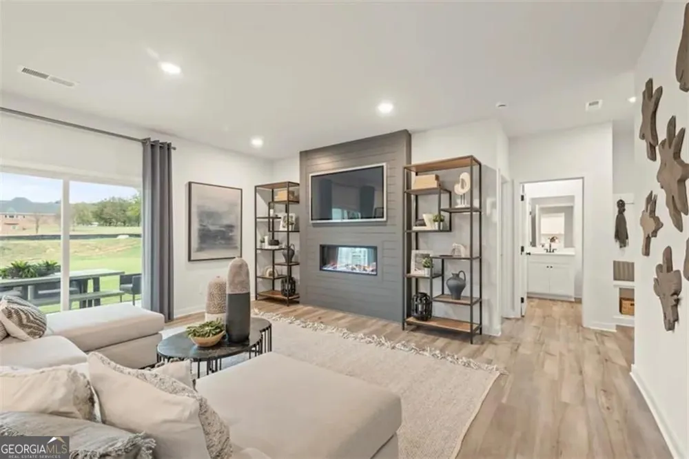 404 Province CT Canton, GA 30115