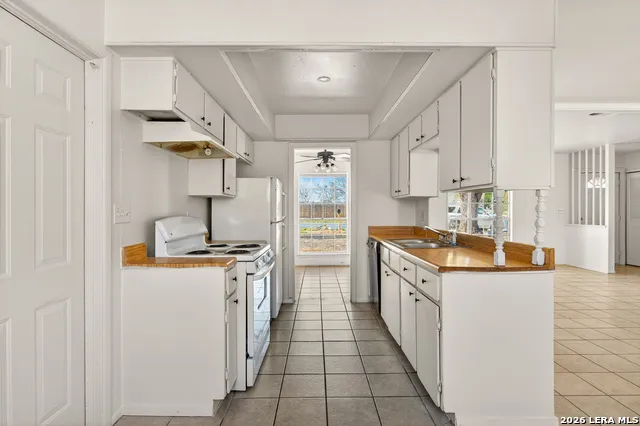 5958 Midcrown San Antonio, TX 78218