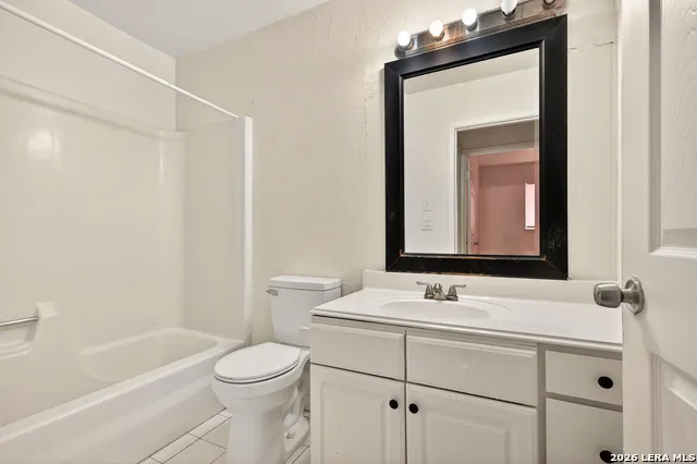 5958 Midcrown San Antonio, TX 78218